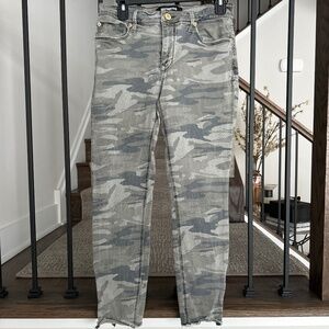 Express camo pants